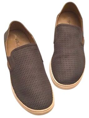 OluKai Women’s Pehuea Slip-On Sneakers Size-9 Breathable Mesh Drop Heel
